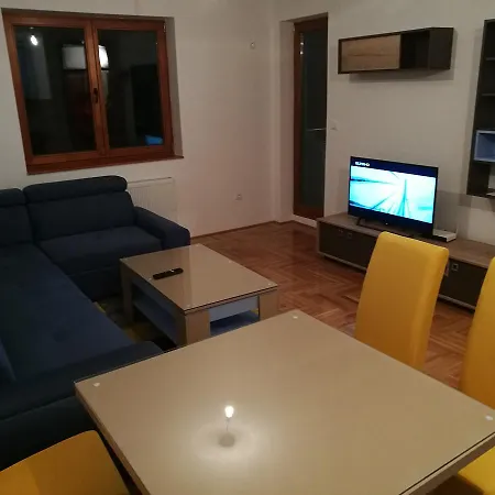 Hilandarska Lux * Lukavica