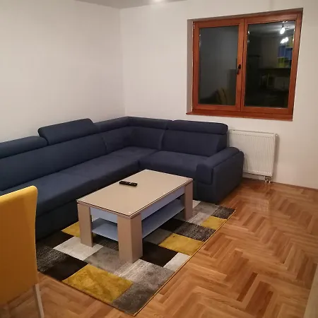 Hilandarska Lux * Lukavica